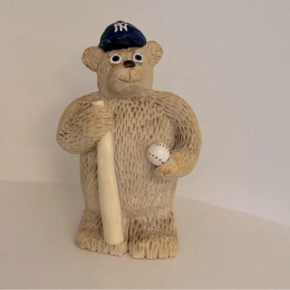 Yankees Baseball Bear Sculpture Statue Ball and Bat Bear Heavy Paper Weight - Picture 3 of 14